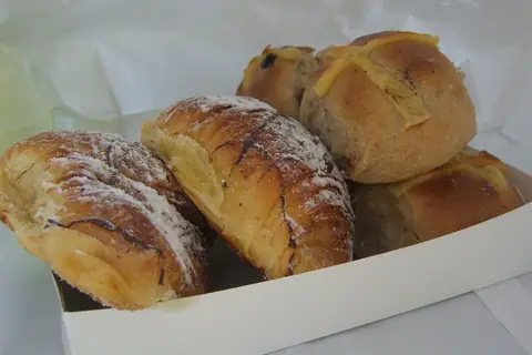 Raifes Coffee And Artisan Bakery photo 2
